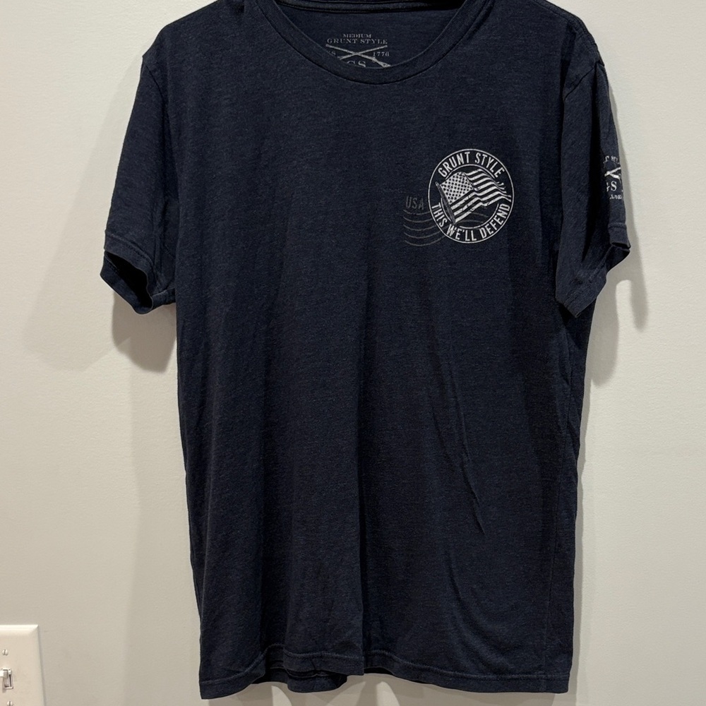 Grunt Style Men's Black Tee